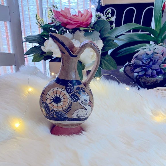 Tonala Mid-Century Mexican Folk Art Pottery HandPainted Signed Pitcher Vase Art - Picture 5 of 17